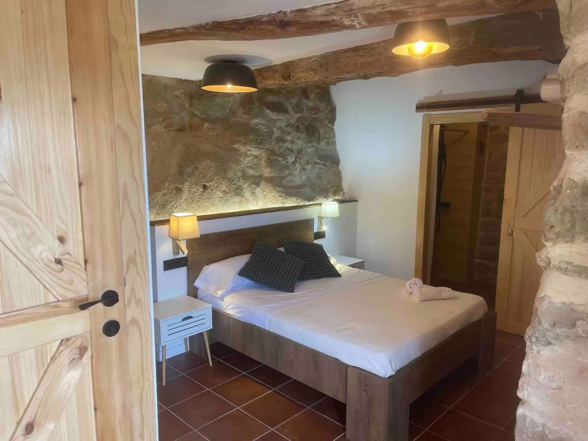 Hotel Castell De L'Aguda Tora de Riubregos
